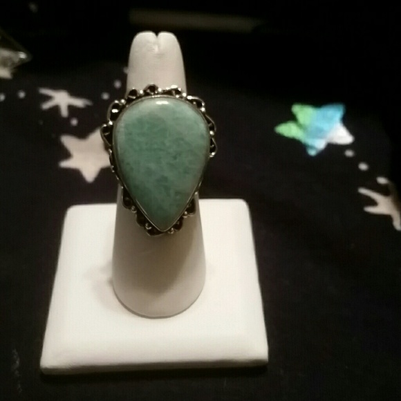 Aquamarine Ring - Picture 6 of 8